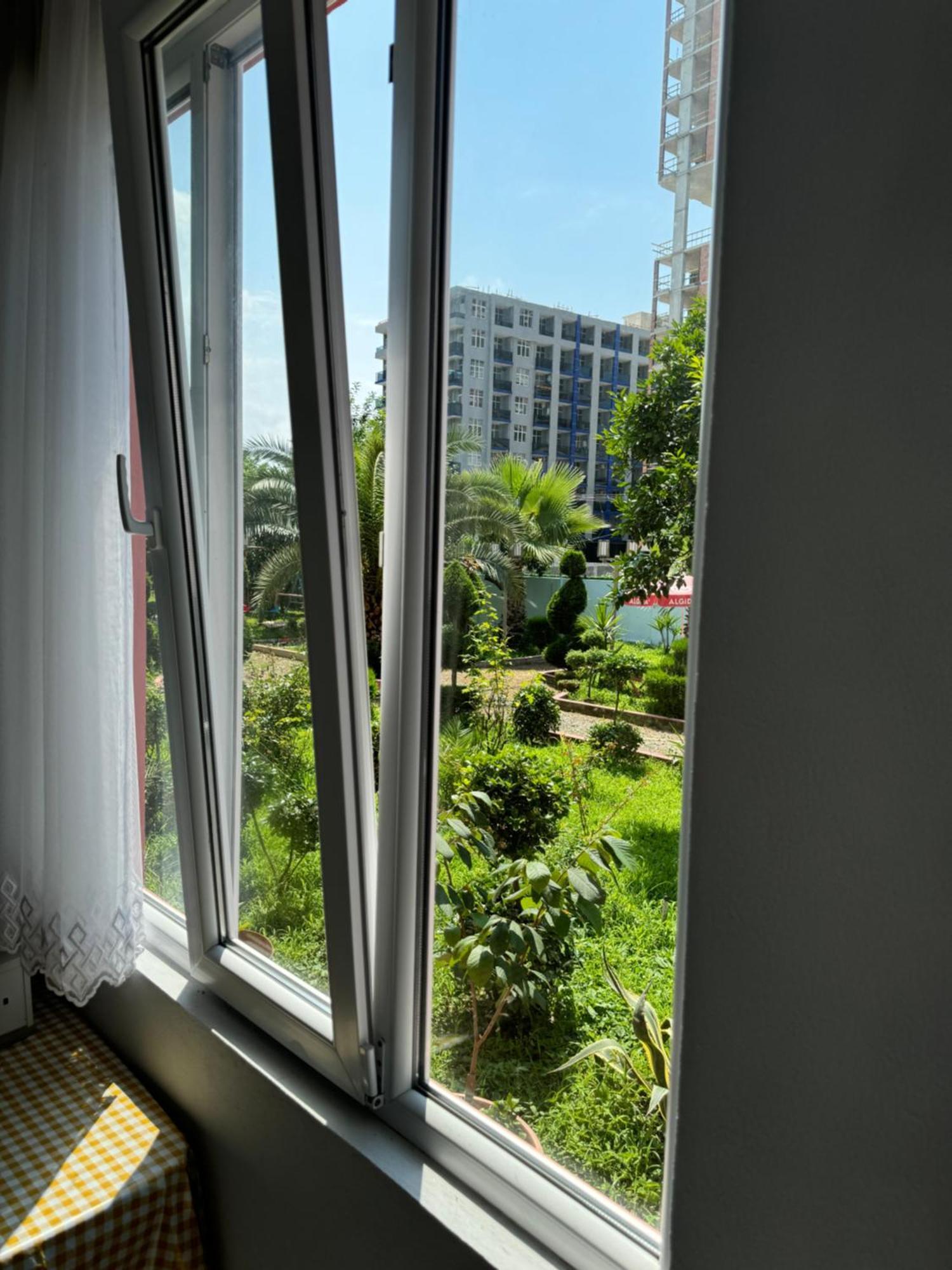 Twins Hotel Gonio Luaran gambar
